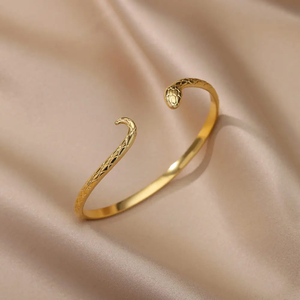 The Cobra Open Bracelet