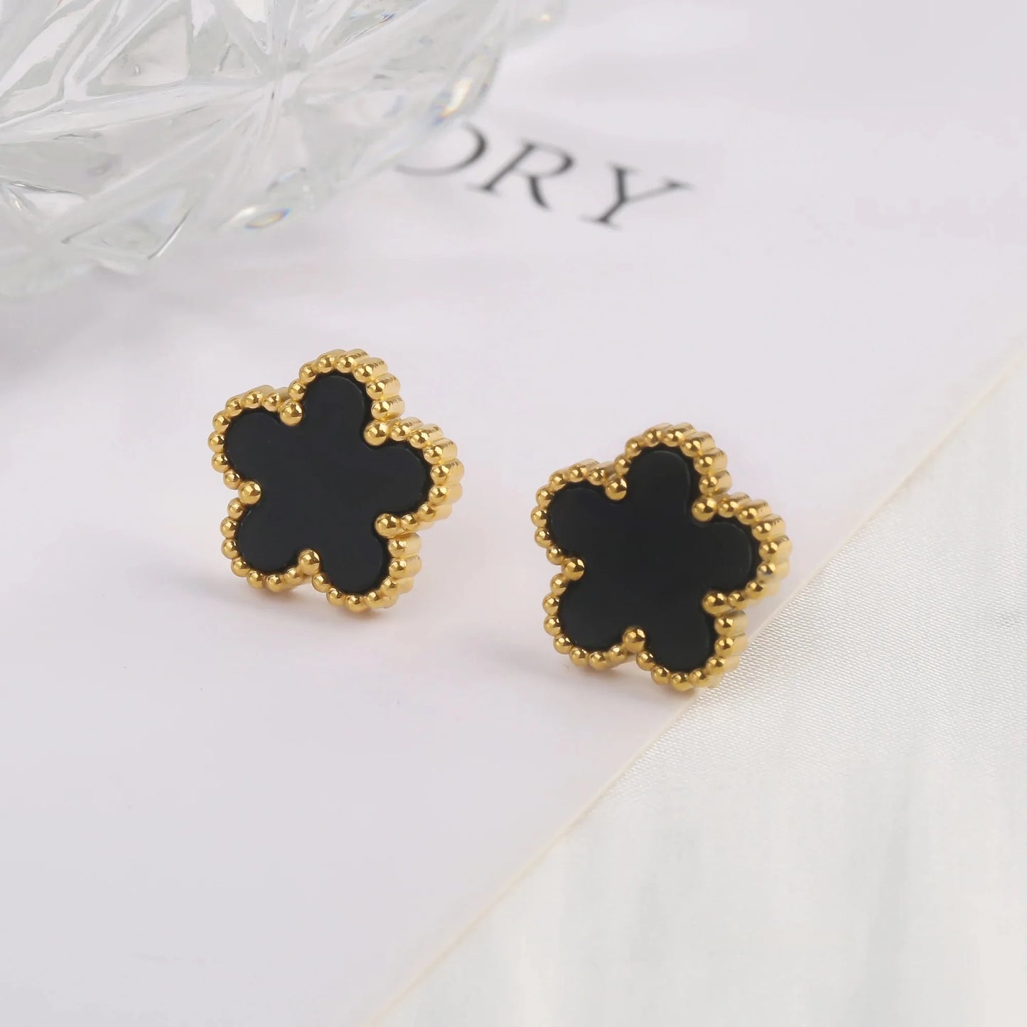 Luxe Clover
