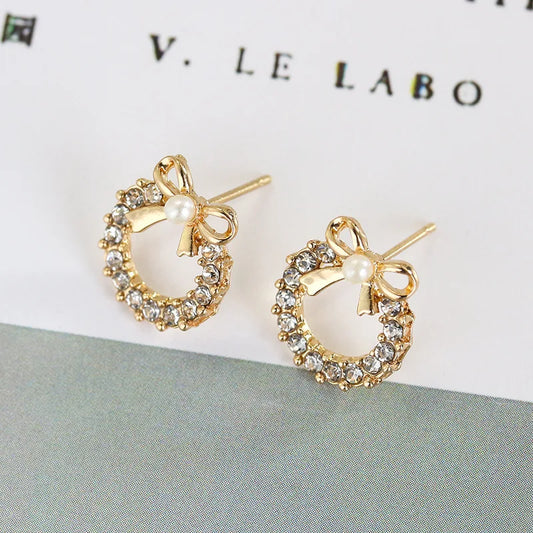 Knot of Pearl Light